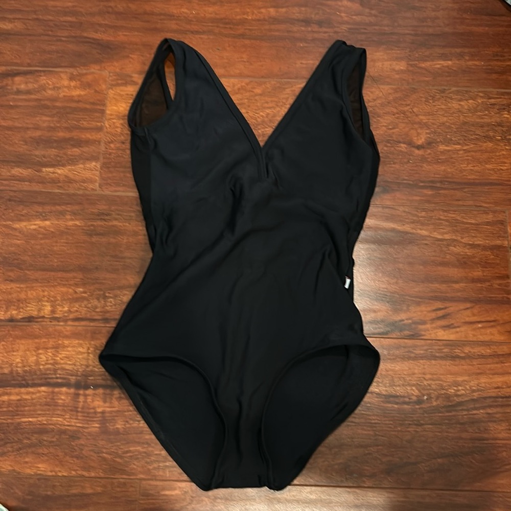 Yumiko Alicia mesh leotard